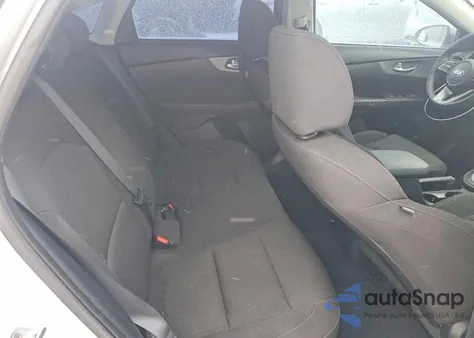 2021 Kia Forte Fe из США, поврежденный, VIN 3KPF24AD7ME414869